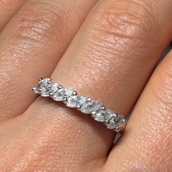 925 STERLING SILVER CZ RING SIZE 8.5 - Picture 7 of 9